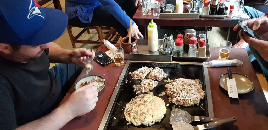 Die fertigen Okonomiyaki.