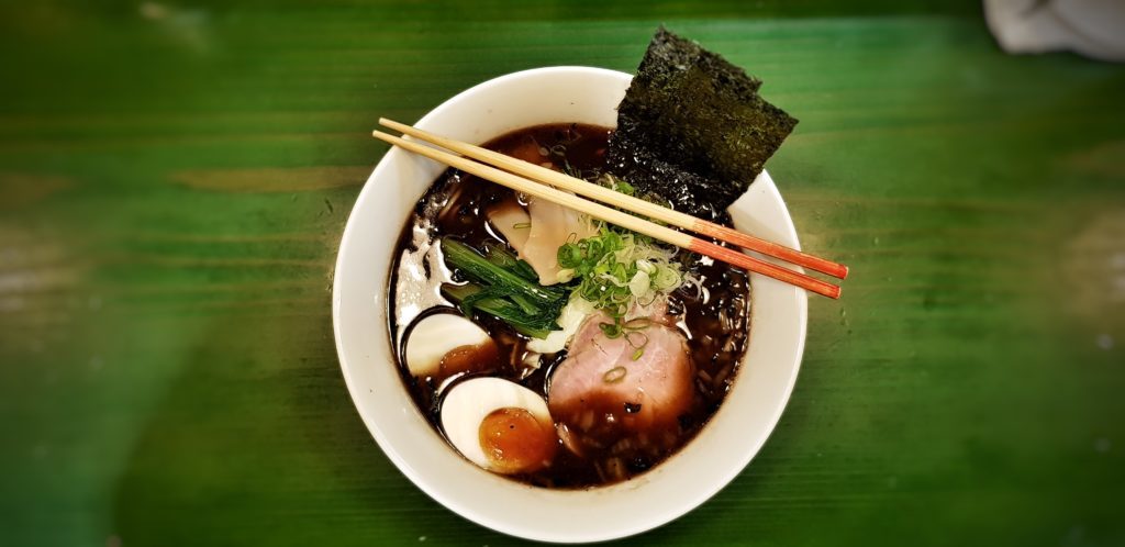 Ramen-Nudeln im Ramen-Museum in Yokohama, Japan.