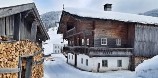 Winteraktivitäten in Ski Juwel Alpbachtal Wildschönau Thierbach in Tirol, Österreich