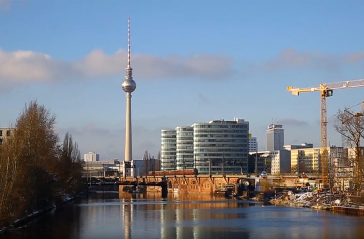 Kostenloser Spaziergang – Winter Aktivitäten in Berlin Berlin im Winter