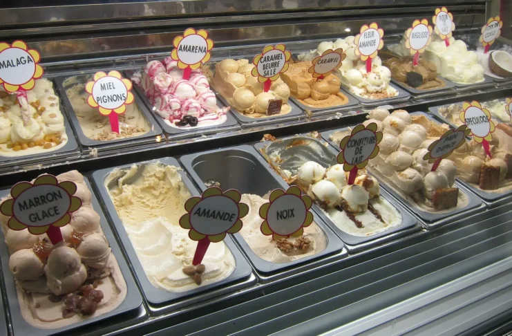 Wo es das beste Eis in Barcelona gibt Eiscreme in Barcelona, Spanien.