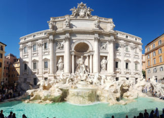 Das erste Mal in Rom – Reiseplan Reiseplan Rom - Trevi-Brunnen in Rom, Italien