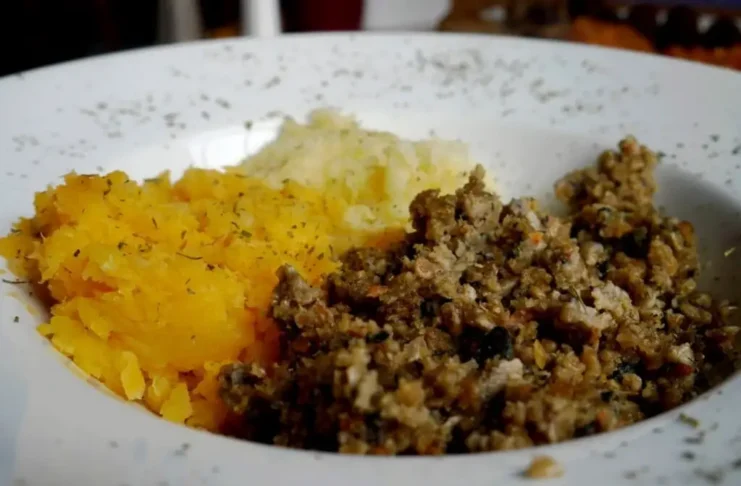 Das beste vegane Haggis in Edinburgh Veganer Haggis in Edinburgh, Schottland.