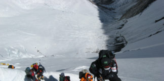 Die größten Gefahren beim Besteigen des Mount Everest Gefahren beim Besteigen des Mount Everest, China