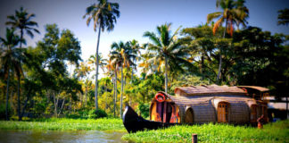 Interessante Aktivitäten in Alleppey Hausboot in Alleppey, Kerala, Indien.