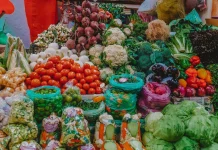 Wie man Lebensmittelvergiftungen in Mexiko vermeidet Mexikanischer Lebensmittelmarkt und wie du Lebensmittelvergiftungen in Mexiko vermeidest.