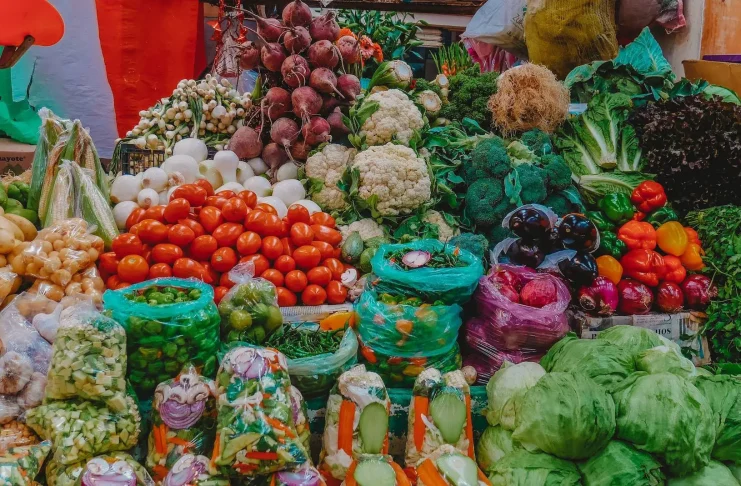 Wie man Lebensmittelvergiftungen in Mexiko vermeidet Mexikanischer Lebensmittelmarkt und wie du Lebensmittelvergiftungen in Mexiko vermeidest.