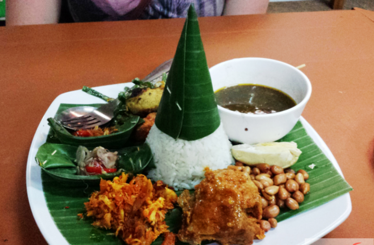 Einheimisches Essen auf Bali: Die besten Gerichte, die du probieren musst Local dishes in Bali, Indonesia
