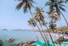 Strand in Goa in der Monsunzeit