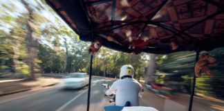 Tipps zum Anhalten eines Tuk Tuk in Kambodscha Tuk Tuk Fahrt in Kambodscha.