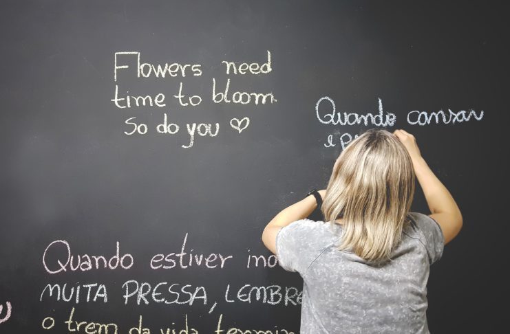 Die Vorteile, eine Sprache vor der Reise zu lernen benefits of learning a language