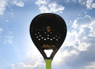 Die besten Plätze zum Padel spielen in Barcelona Padel-Schläger