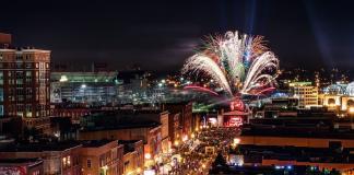 Ein Vergnügungswochenende in Nashville Mädels-Wochenende in Nashville, USA.