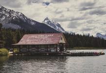 10 gemütliche Hütten zum Mieten in Alberta, Kanada Hüttenmiete in Alberta, Kanada