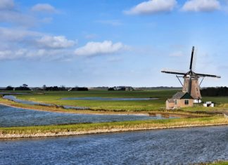 Die besten Aktivitäten auf Texel, Niederlande (einschließlich Unterkunft und Verpflegung) Opa's Windmühle auf Texel, Niederlande.