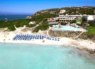 Übernachten in Sardinien, Italien: Unsere Top Empfehlungen Colonna Grand Hotel Capo Testa in Santa Teresa Gallura, Sardinien, Italien.