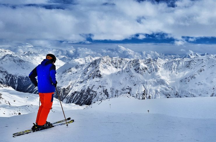 Das Ötztal: Winterurlaub in Sölden, Obergurgl und Hochgurgl Panorama von Sölden in Österreich.