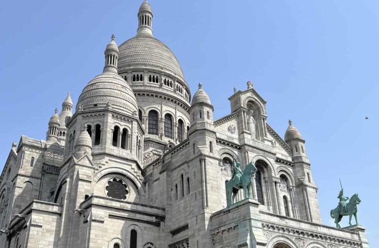 Reisetipps für Paris mit Kinder: Immer eine Reise wert Wallfahrtskirche Sacré Coeur in Paris, Frankreich