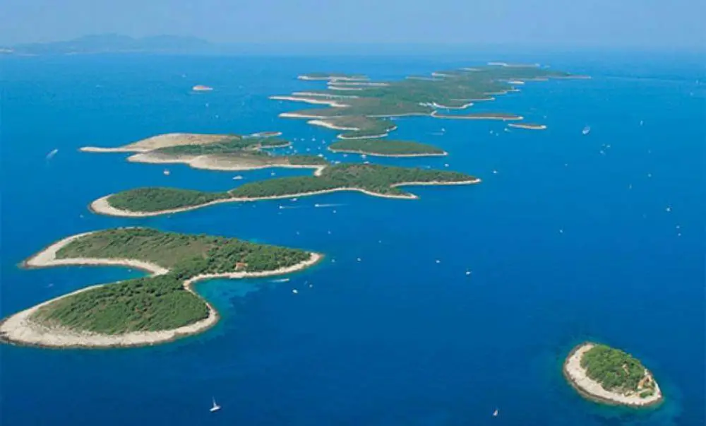 Inselgruppe vor der Küste von Kroatien.