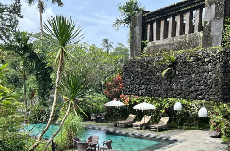 Oneworld Ayurveda in Bali, Indonesien: Oneworld wurde meine Welt Poolbereich bei Oneworld in Bali, Indonesien.