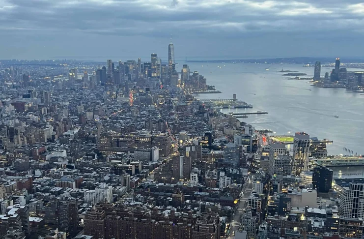 New York City im Winter Panorama Ausblick von The Edge auf Manhattan und New York City, USA.