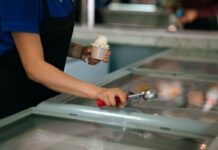 Die besten Eisdielen in der Innenstadt von Barcelona für heiße Sommertage Eis in Barcelona an einem heißen Sommertag