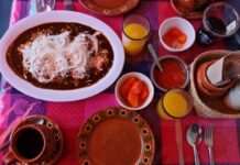 Kulinarischer Streifzug durch das Miguel-Hidalgo-Viertel in Mexiko-Stadt Essen im Miguel-Hidalgo-Viertel in Mexiko-Stadt, Mexiko