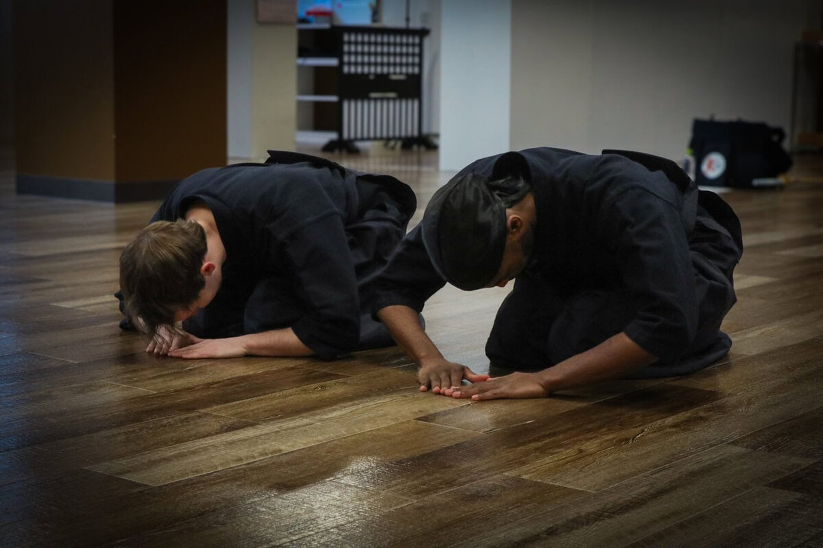 Schüler in einem Kendo-Dojo in Tokio, Japan